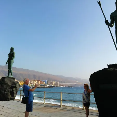 Modern In Candelaria, 130 M² With Shared Pool דירה *